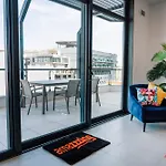 Elegance & Excitement Luxury Downtown Escape * San Giuliano