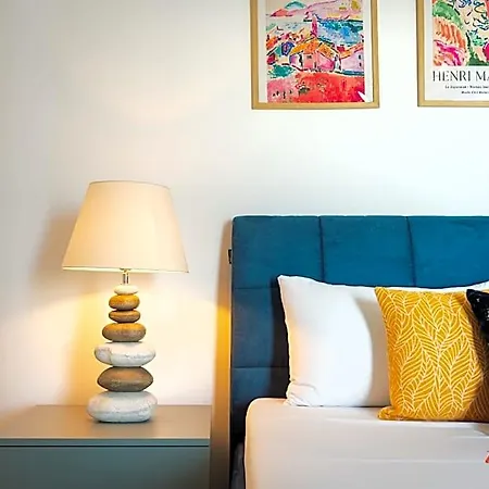 Elegance & Excitement Luxury Downtown Escape Apartment
